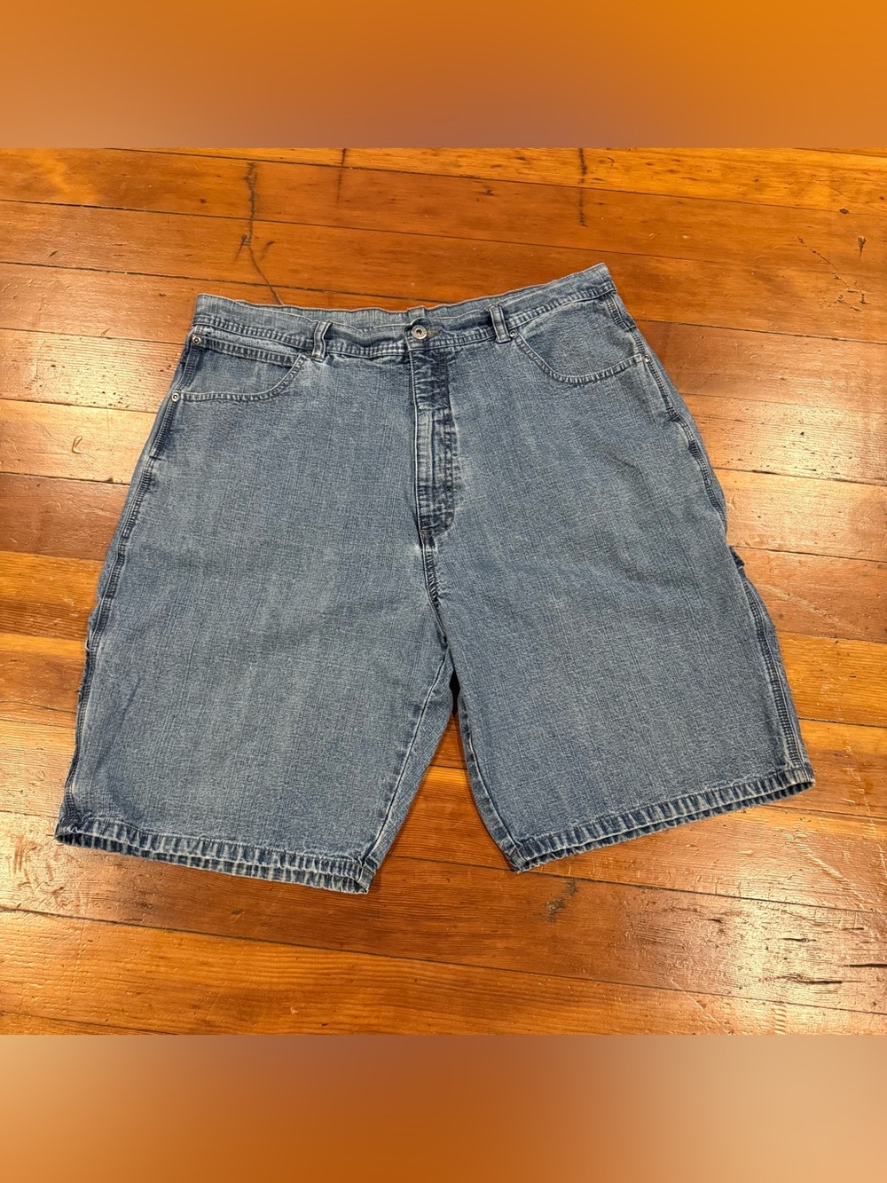 Vintage 2000 WRG Wrangler Denim Carpenter Jorts Men’s size 36